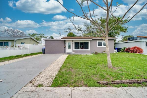 Driftwood Acres, 6771 Liberty St, Hollywood, Florida 33024, image 2