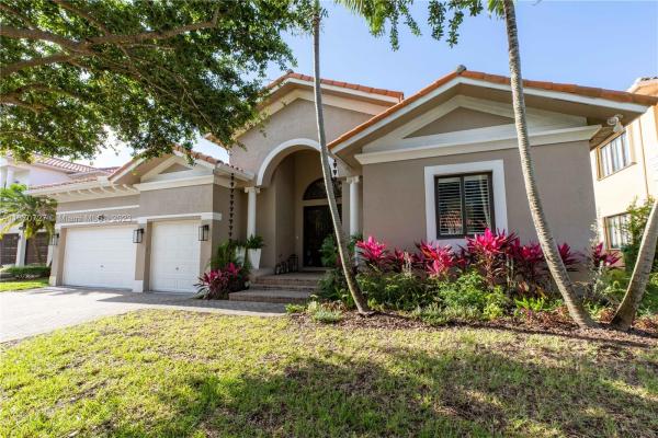 Cutler Cay, 7914 SW 194th St, Cutler Bay, Florida 33157, image 2