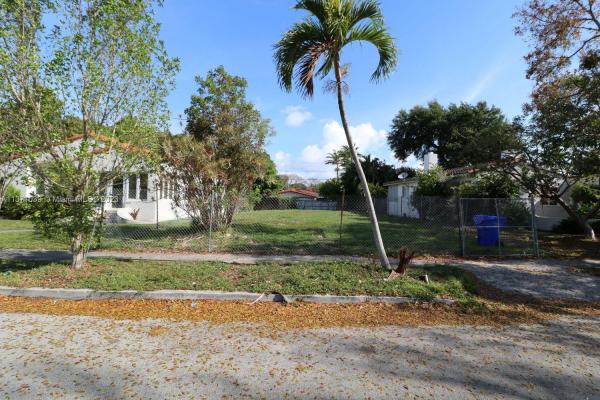 Seville, 1439 SW 15th St, Miami, Florida 33145, image 1