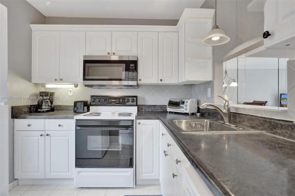 Usnee Gardens, 5002 NW 35th St #201, Lauderdale Lakes, Florida 33319, image 1