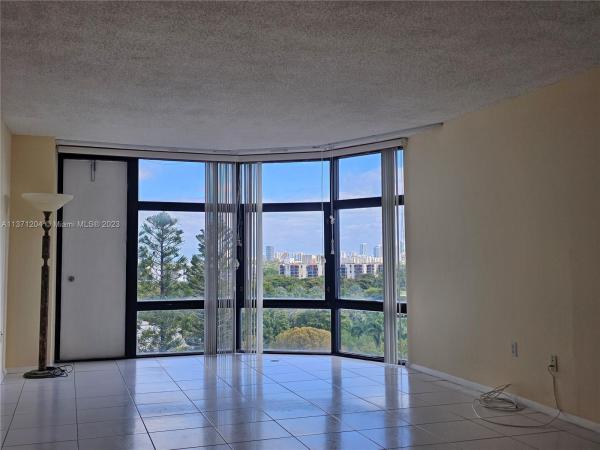 Bonavida, 20100 W Country Club Dr #1003, Aventura, Florida 33180, image 1