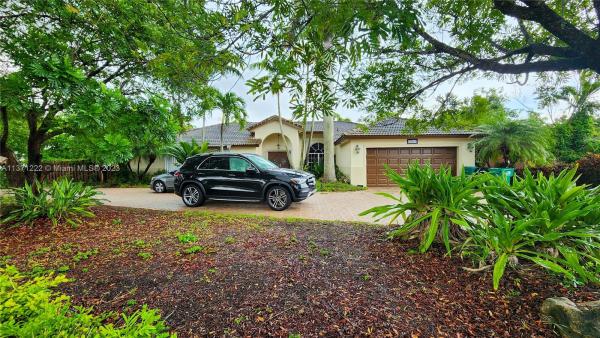 Biscayne Best, 28401 SW 158th Ct, Country Walk, Florida 33033, image 1