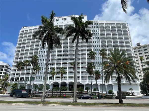 The Carriage House, 5401 Collins Ave #431, Miami Beach, Florida 33140, image 1