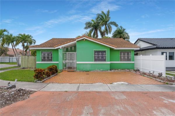13817 SW 21st Ter, Unincorporated Dade County, Florida 33175, image 2