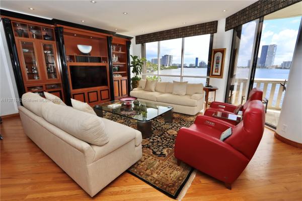 3000 Island Boulevard, 3000 Island Blvd #TH-5, Aventura, Florida 33160, image 1