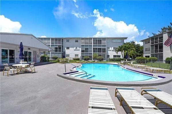 Golden Isles, 700 Layne Blvd #115, Hallandale Beach, Florida 33009, image 1