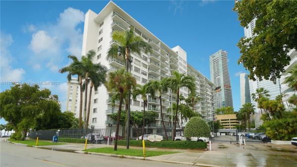 Brickell Bay Tower, 1408 Brickell Bay Dr #811, Miami, Florida 33131, image 1