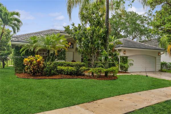 Oakbrook, 2617 E Oakbrook Ct, Weston, Florida 33332, image 1