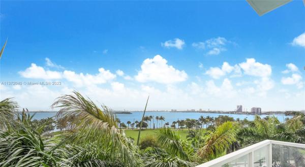 Quantum On The Bay, 1900 N Bayshore Dr #705, Miami, Florida 33132, image 2