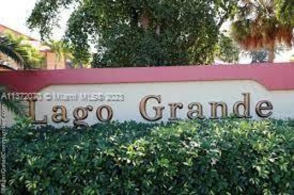 Lago Grande, 2750 W 63rd Pl #12-24, Hialeah, Florida 33016, image 1