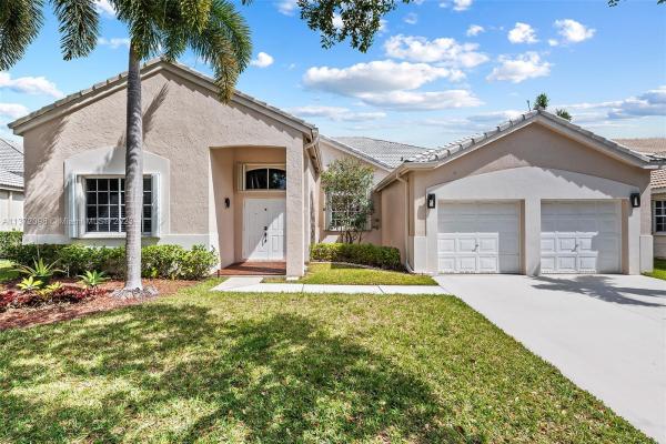 Heritage Lake, 842 Heritage Dr, Weston, Florida 33326, image 1