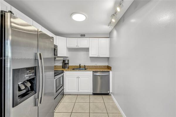 Grantham, 157 E Grantham E #157, Deerfield Beach, Florida 33442, image 1