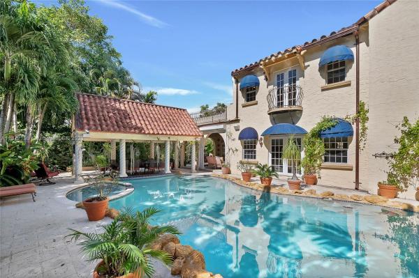 Granada, 1116 Asturia Ave, Coral Gables, Florida 33134, image 2