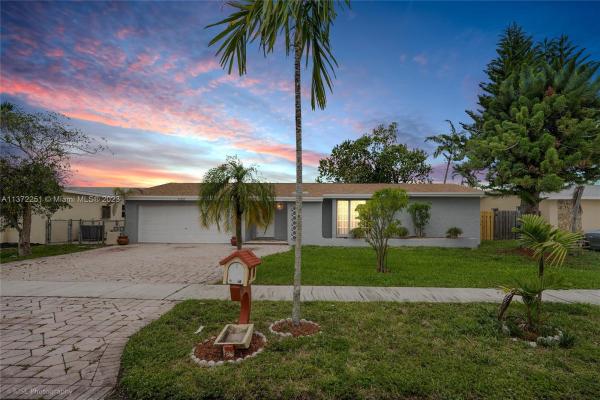 Twin Lakes, 11321 NW 29th St, Sunrise, Florida 33323, image 2