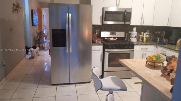 Kings Gardens, 18826 NW 46th Ave, Miami Gardens, Florida 33055, image 2