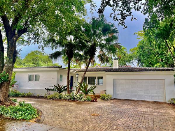 Riviera, 1100 S Alhambra Cir, Coral Gables, Florida 33146, image 2