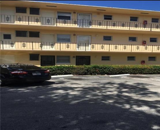 Biscayne Lake Gardens, Aventura, Florida 33180, image 1