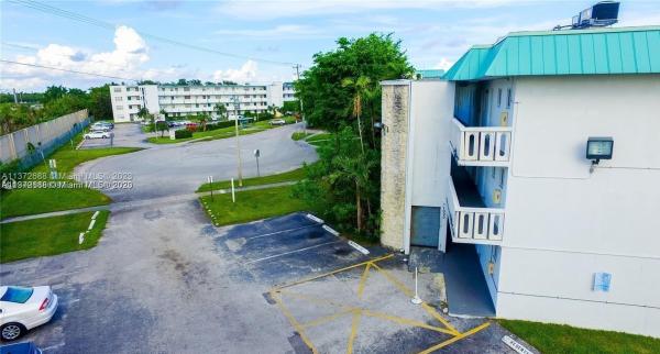 Riviera, 1000 NE 191st St #27, Ojus, Florida 33179, image 1