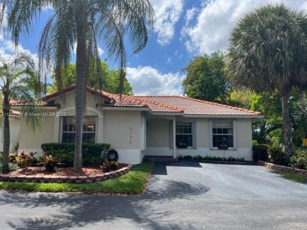 Patio Homes Of Doral Pines, 5770 NW 98th Ct, Doral, Florida 33178, image 1