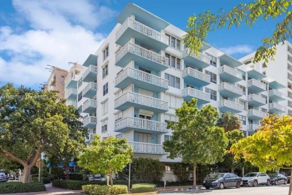 Sea Beach Towers, 1776 James Ave #4D, Miami Beach, Florida 33139, image 1