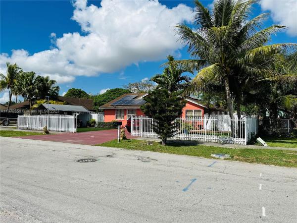 Pine Needles East Homes, 30340 SW 160th Ave, Leisure City, Florida 33033, image 1