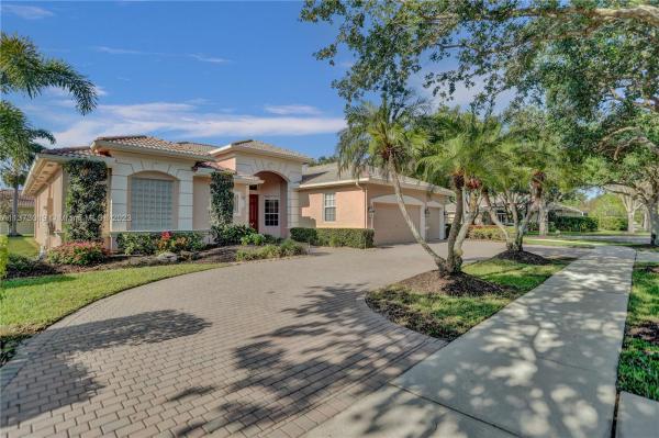 Country Glen, 13390 Parkside Ter, Cooper City, Florida 33330, image 1