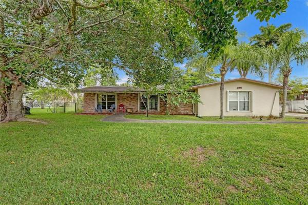 Hammon Heights, 120 E Palm Dr, Margate, Florida 33063, image 1