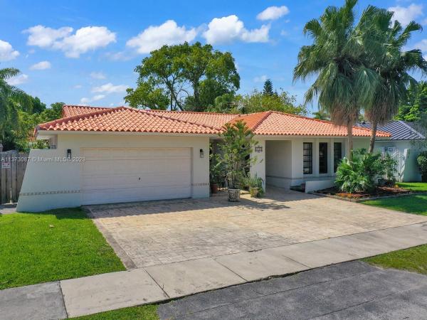 International Gardens, 2025 SW 123rd Ct, Tamiami, Florida 33175, image 1