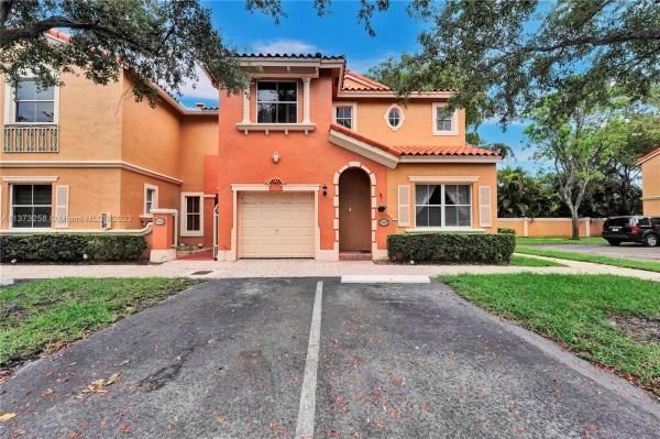 Villa Vizcaya, 14001 NW 84th Ct #3405, Miami Lakes, Florida 33016, image 1