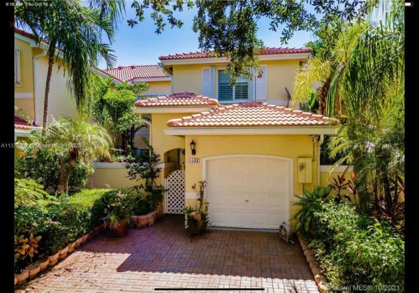 West Lake Village, 1541 Yellowheart Way, Hollywood, Florida 33019, image 2