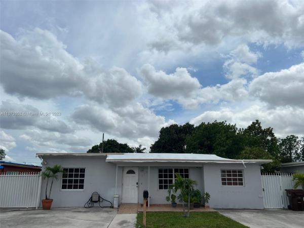 Saratoga Heights, 670 E 57th St, Hialeah, Florida 33013, image 1