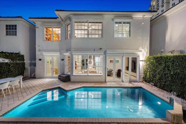 Aventura Estates, 3742 NE 199th St, Aventura, Florida 33180, image 1