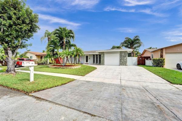 Dania Highlands, 311 SE 4th Ter, Dania Beach, Florida 33004, image 1