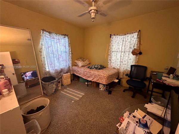 Arch Creek Estates, 1300 NE 147th St, Golden Glades, Florida 33161, image 2