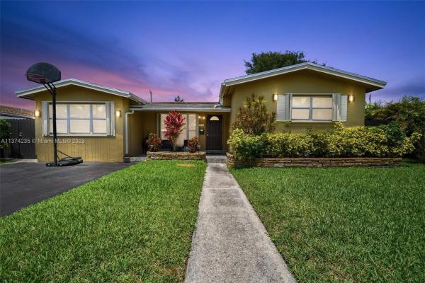 Boulevard Heights, 7431 Taylor St, Hollywood, Florida 33024, image 1