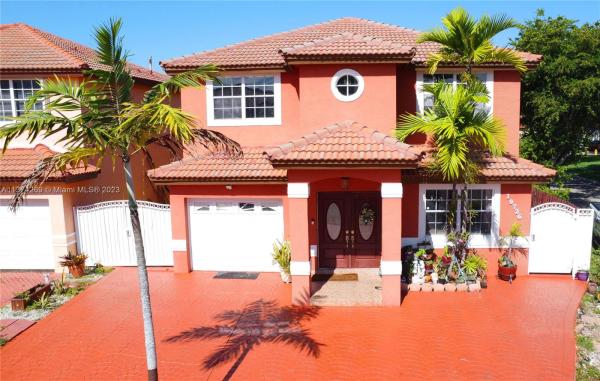 Marbella Park, 19726 NW 84th Pl, Hialeah, Florida 33015, image 2