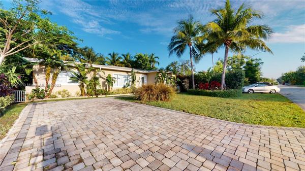 Miami Shores Estates, 10634 NE 10th Pl, Miami Shores, Florida 33138, image 1