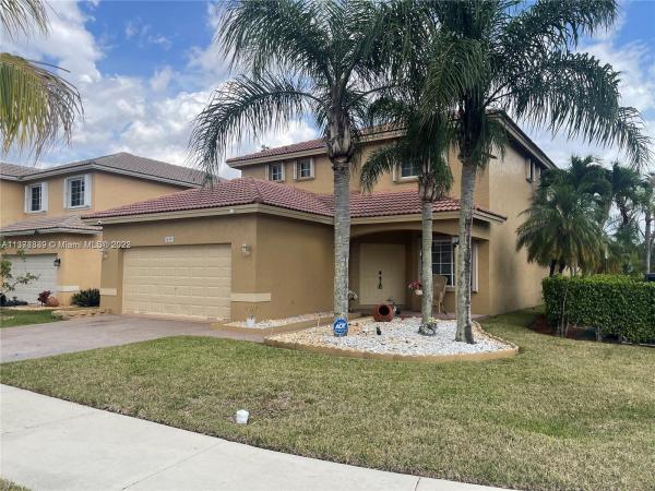 Walden Lake, 20597 SW 2nd St, Pembroke Pines, Florida 33029, image 1