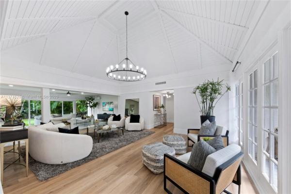 The Woodlands, 4501 Queen Palm Ln, Tamarac, Florida 33319, image 2