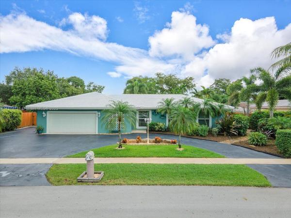 Lakeview Estates, 1250 SW 67th Ave, Plantation, Florida 33317, image 1