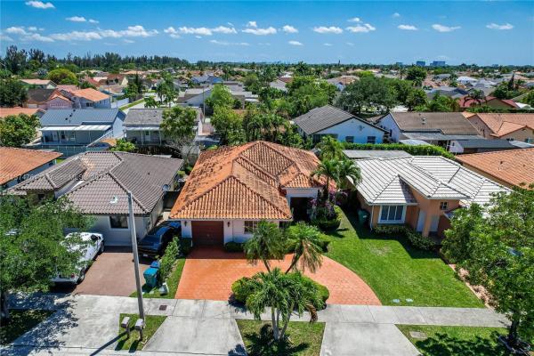 Superior Homes Estates, 1083 NW 134th Pl, Tamiami, Florida 33182, image 1