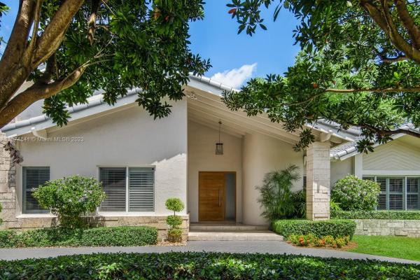 Coventry, 1751 NE 197th Ter, Ojus, Florida 33179, image 1