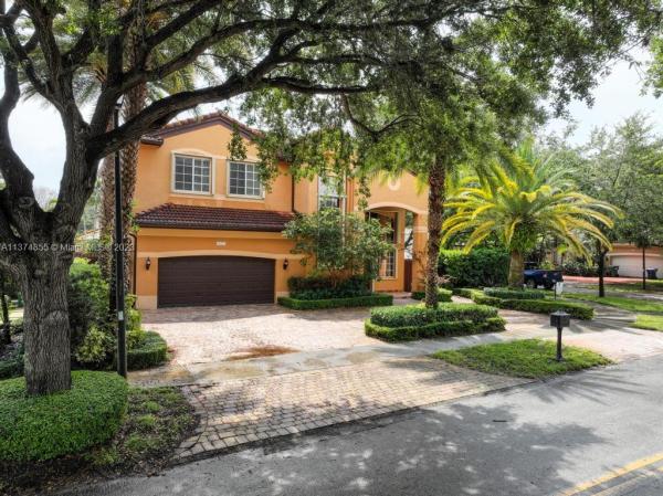 Mary, 16721 NW 78th Ct, Miami Lakes, Florida 33016, image 1