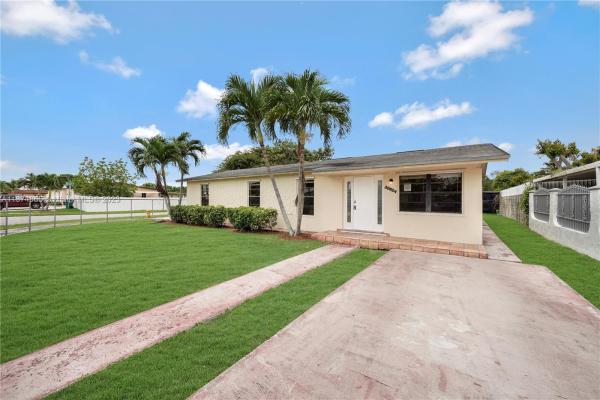 21st Century Homes, 30624 SW 154th Ct, Leisure City, Florida 33033, image 1
