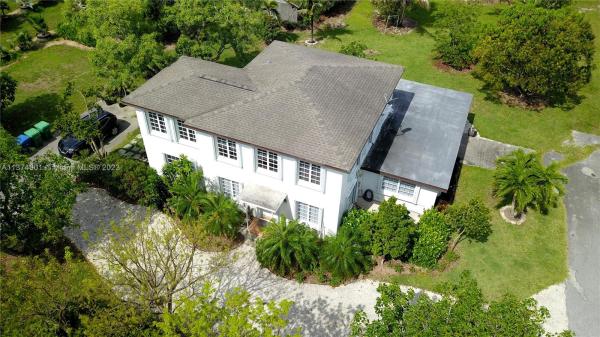 Country Walk No HOA, 24500 SW 142nd Ave, Country Walk, Florida 33032, image 1