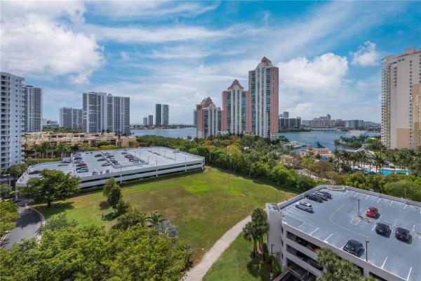 Parc Central Aventura South, 3300 NE 191st St #1212, Aventura, Florida 33180, image 1