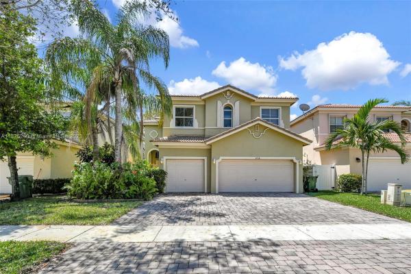 Portofino Lakes, 3724 NE 15th St, Homestead, Florida 33033, image 1