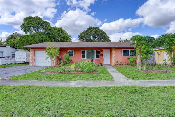 Flair, 4831 NW 11th St, Lauderhill, Florida 33313, image 2