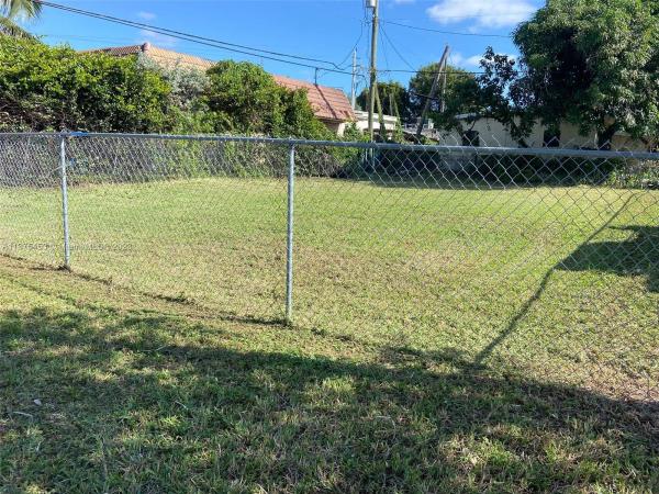 Hunters Manor, 18 Nw Ave, Pompano Beach, Florida 33069, image 1