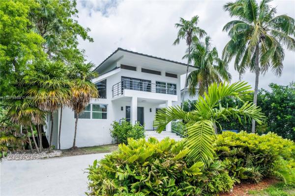 Golden Beach, 360 Ocean Blvd, Golden Beach, Florida 33160, image 1